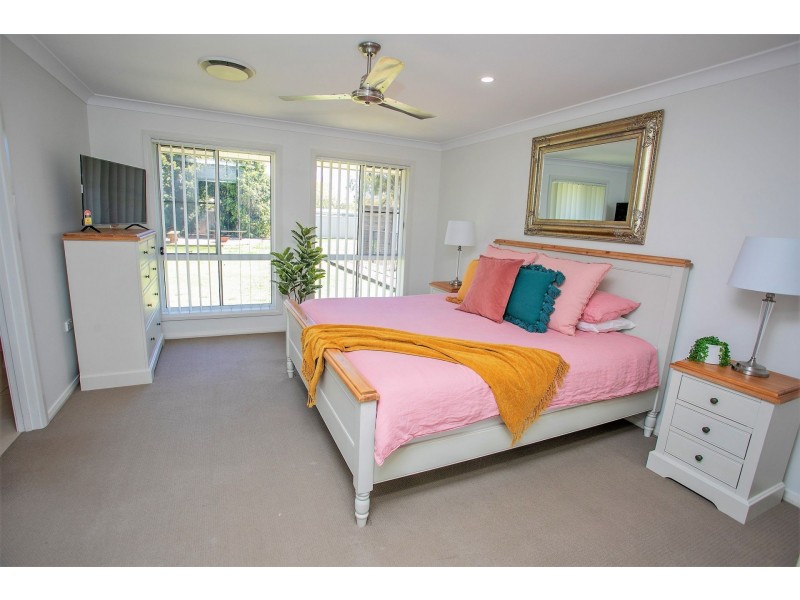 12 Parker Place, Chinchilla QLD 4413