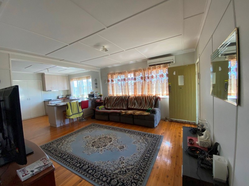 19 Porter St, Tara QLD 4421