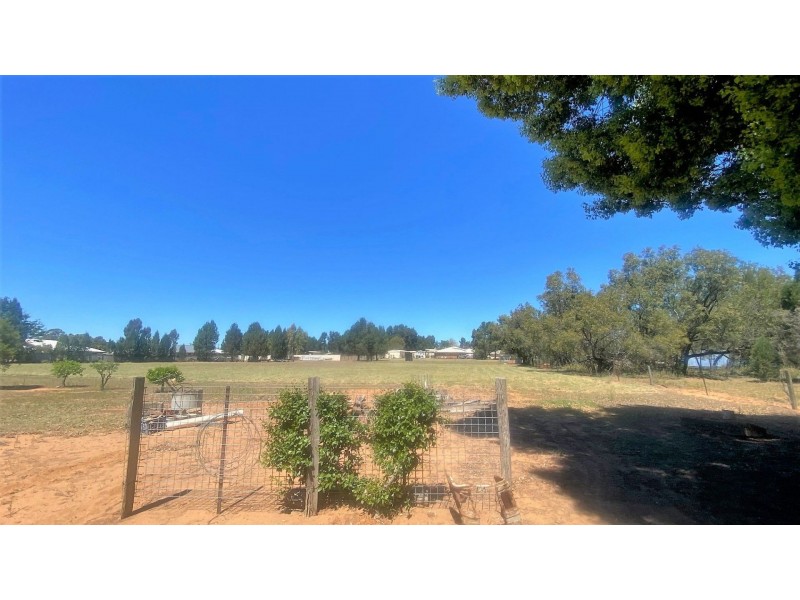 144 Chinchilla Wondai Road, Chinchilla QLD 4413