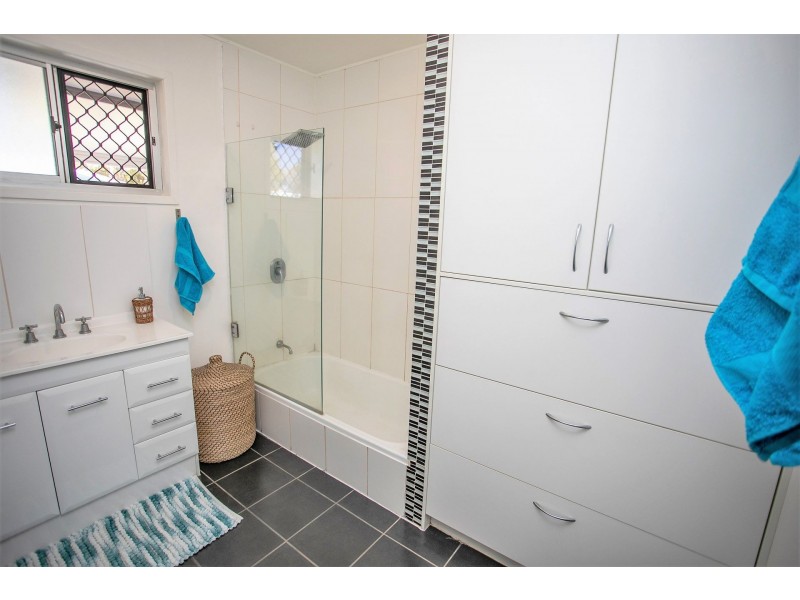 37 Atkins Street, Chinchilla QLD 4413