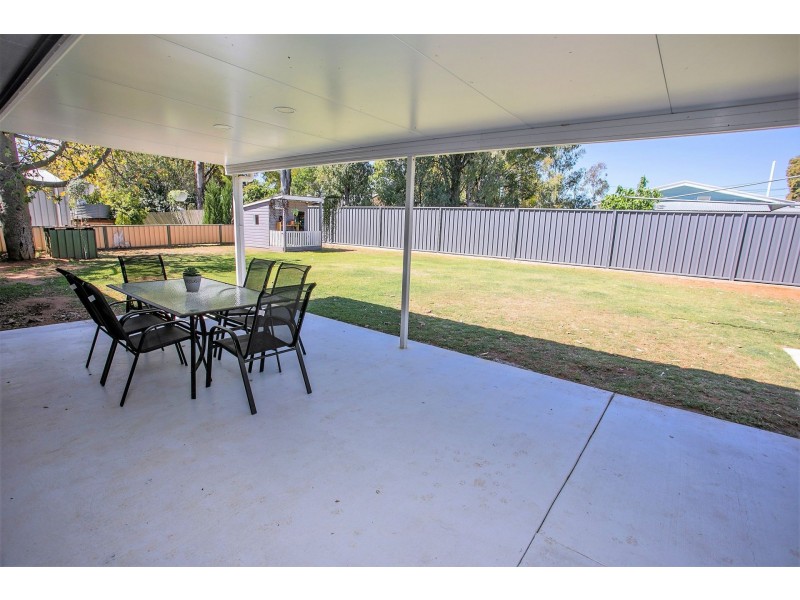 37 Atkins Street, Chinchilla QLD 4413