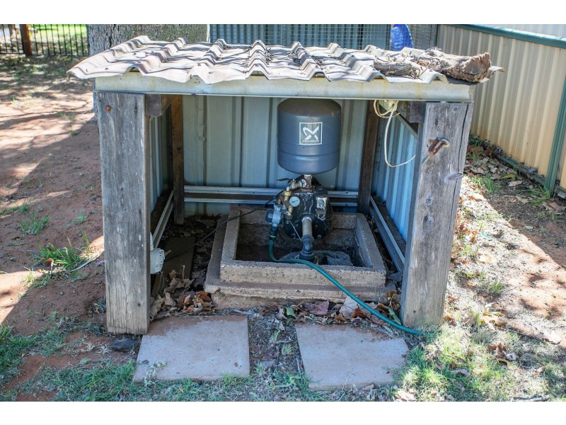 37 Atkins Street, Chinchilla QLD 4413