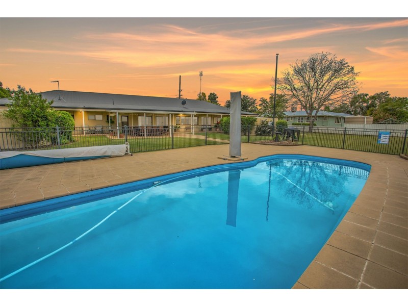 90 Zeller Street, Chinchilla QLD 4413