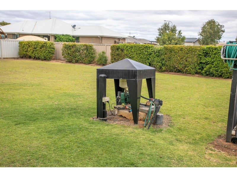 90 Zeller Street, Chinchilla QLD 4413