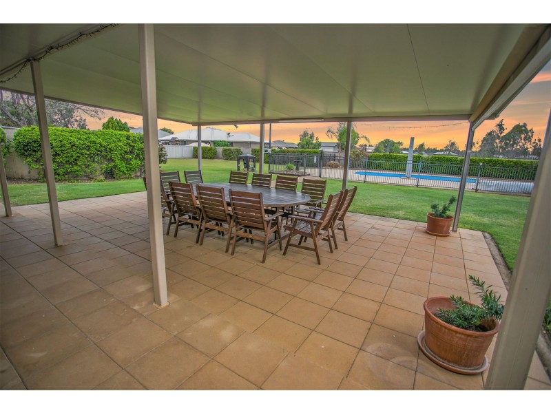 90 Zeller Street, Chinchilla QLD 4413