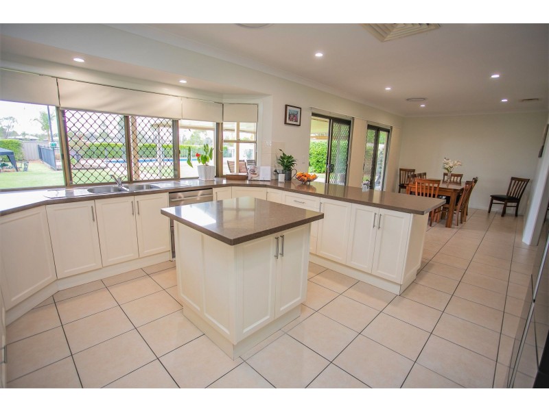 90 Zeller Street, Chinchilla QLD 4413