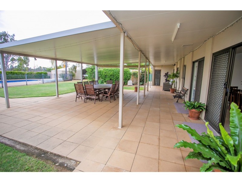 90 Zeller Street, Chinchilla QLD 4413