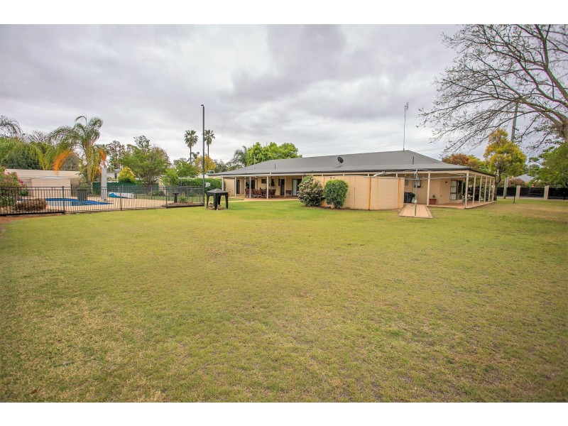 90 Zeller Street, Chinchilla QLD 4413