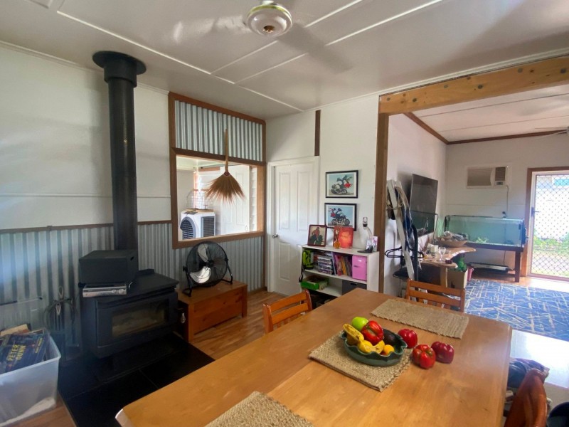 19 Russell St, Chinchilla QLD 4413