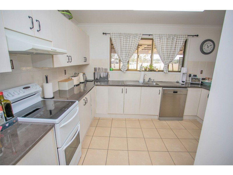 93 Carmichael Street, Chinchilla QLD 4413