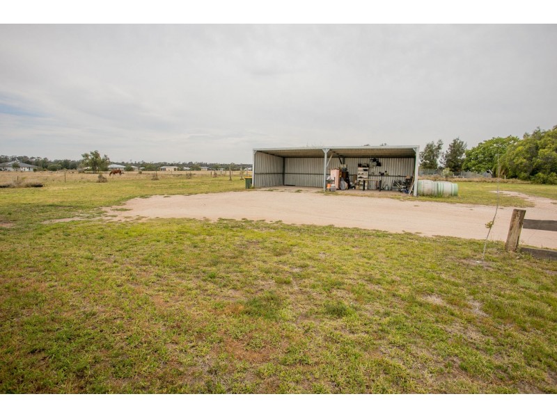 93 Carmichael Street, Chinchilla QLD 4413