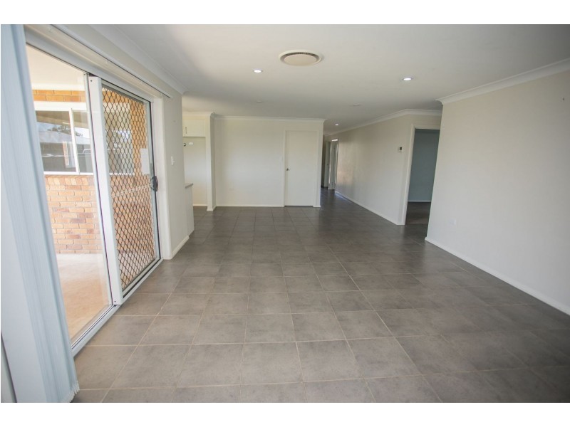 23 Cameron St, Chinchilla QLD 4413