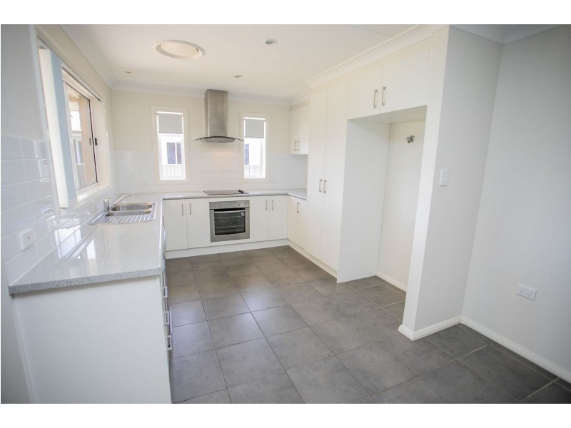 23 Cameron St, Chinchilla QLD 4413