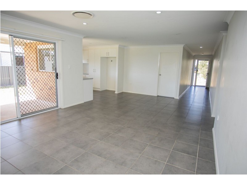 23 Cameron St, Chinchilla QLD 4413