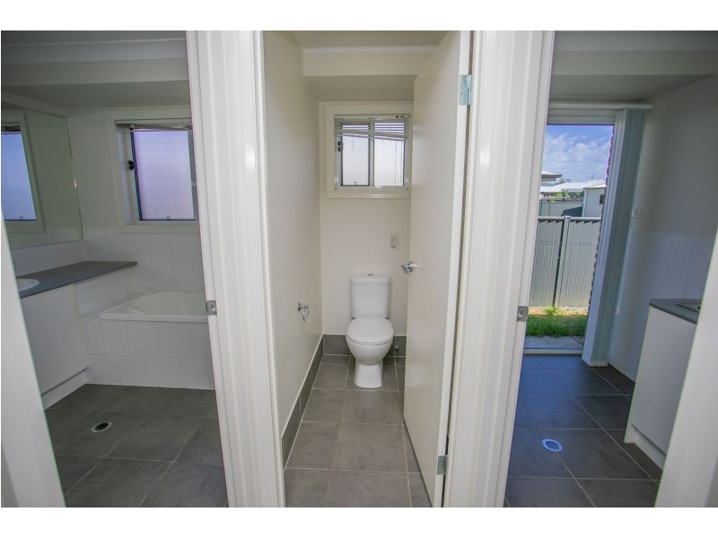 23 Cameron St, Chinchilla QLD 4413