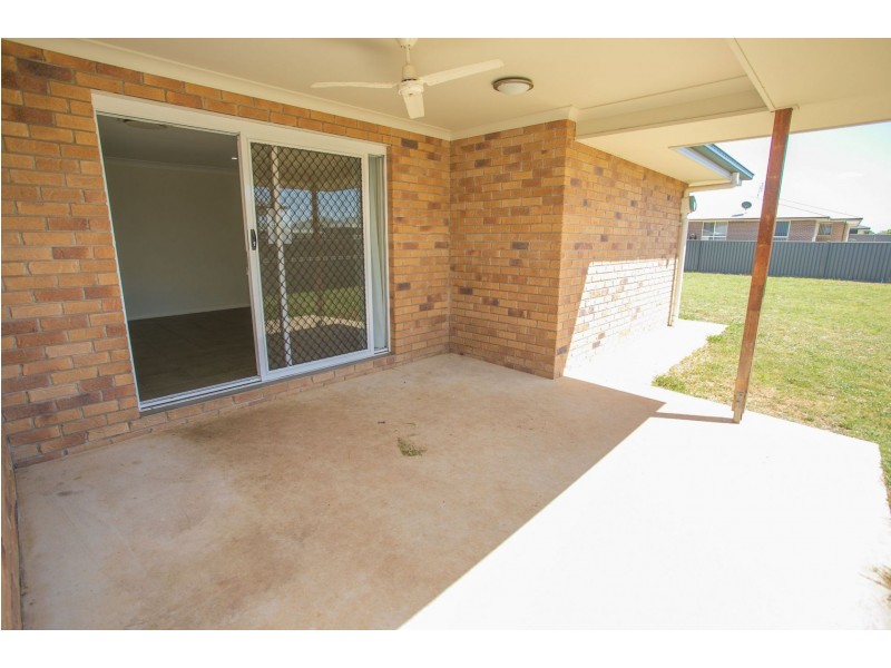 23 Cameron St, Chinchilla QLD 4413