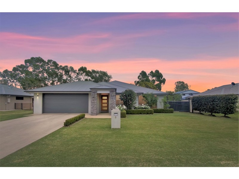 5 Lewis Street, Chinchilla QLD 4413