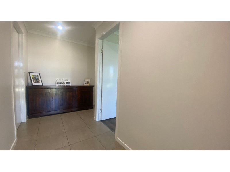 5 Lewis Street, Chinchilla QLD 4413