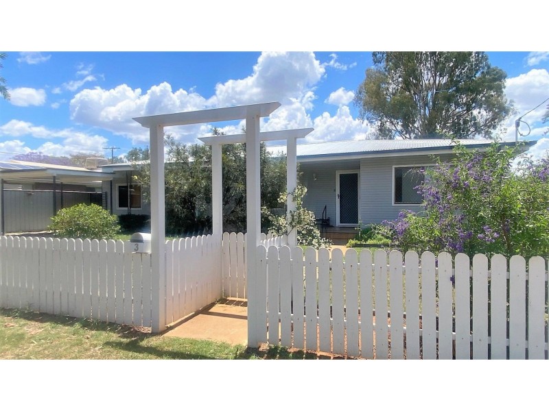 3 Nevell Street, Chinchilla QLD 4413