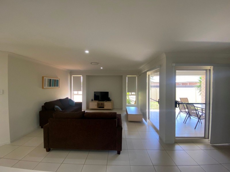 16 Hurse St, Chinchilla QLD 4413