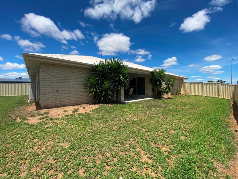 16 Hurse St, Chinchilla QLD 4413