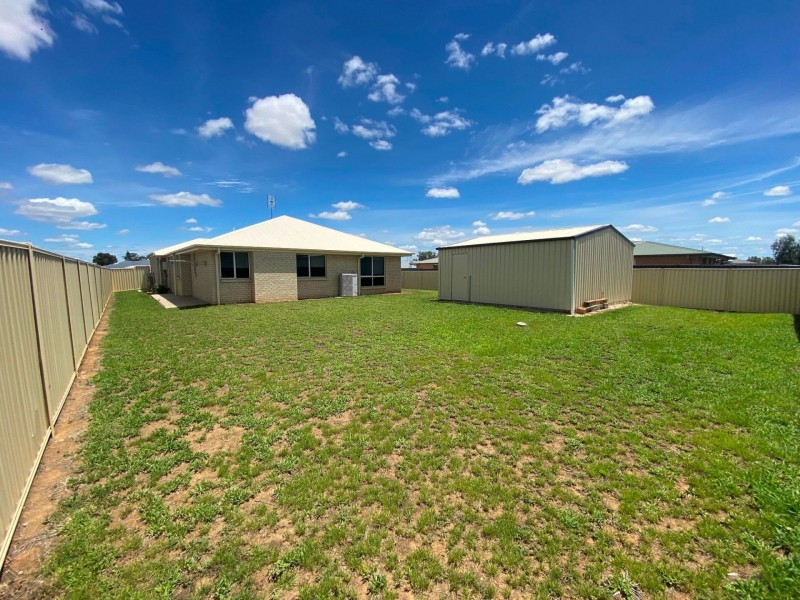 16 Hurse St, Chinchilla QLD 4413