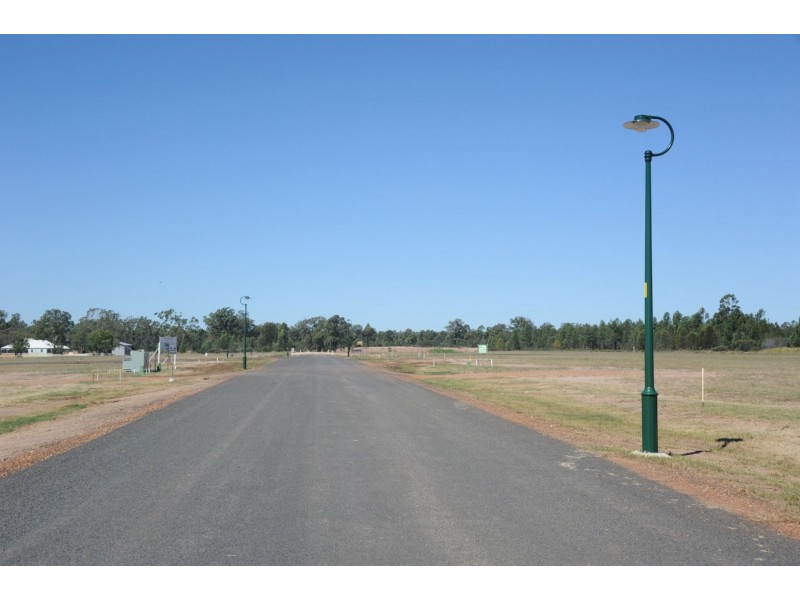 Sweetapple Drive & Vowles St, Miles QLD 4415