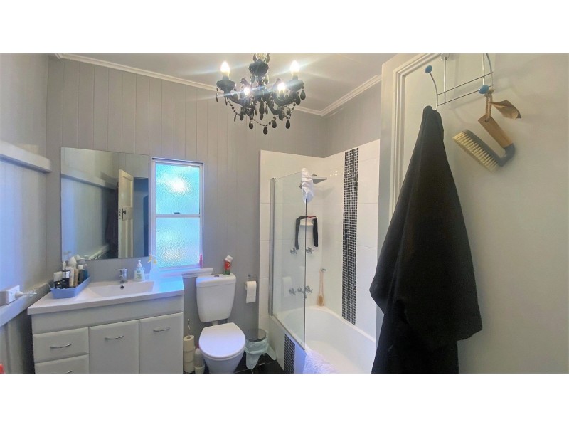 13 Dorney Street, Chinchilla QLD 4413