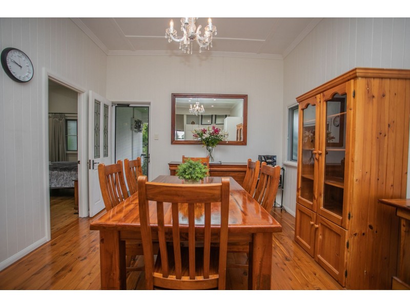 33 Heeney Street, Chinchilla QLD 4413