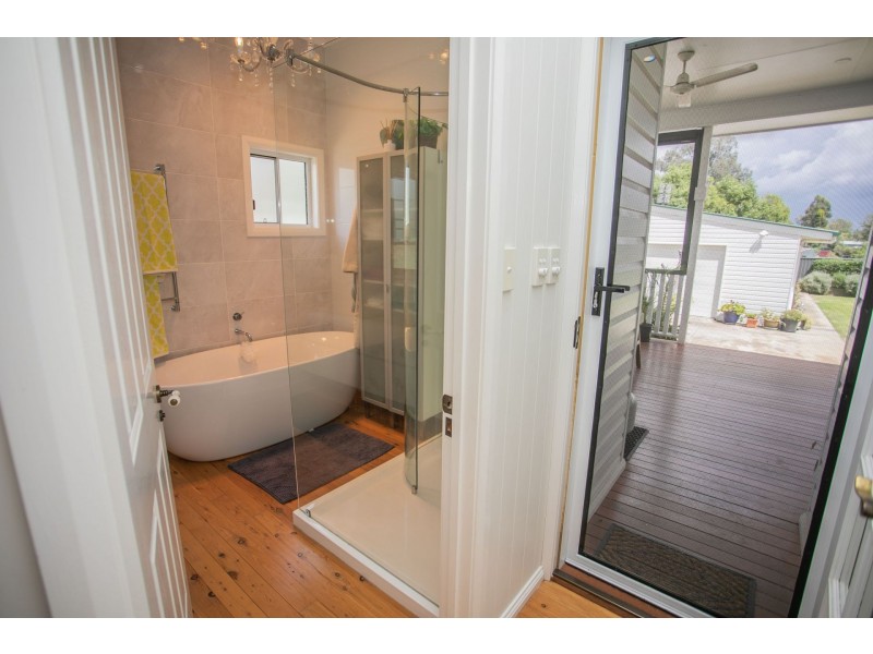 33 Heeney Street, Chinchilla QLD 4413