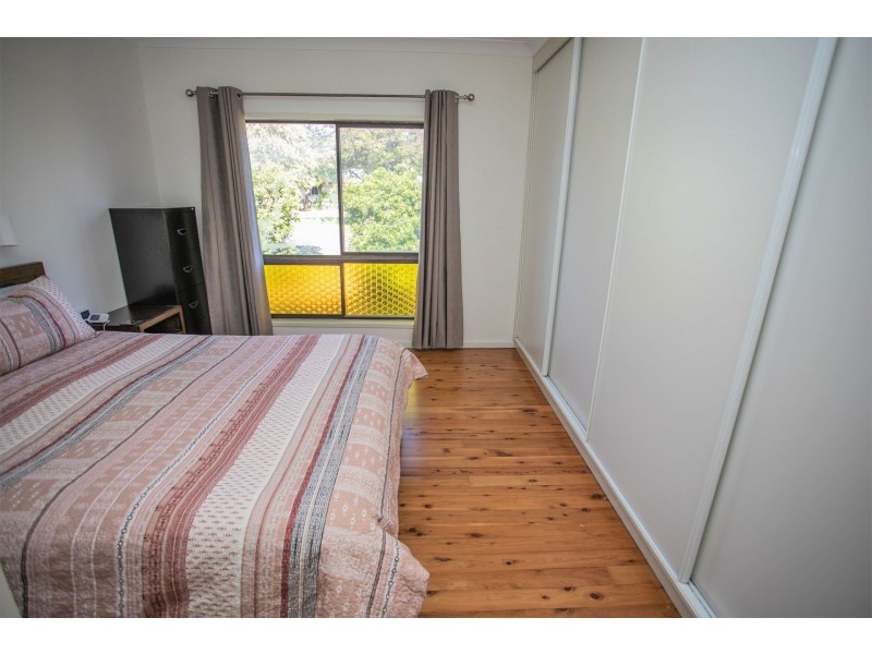 4 Windmill Road, Chinchilla QLD 4413