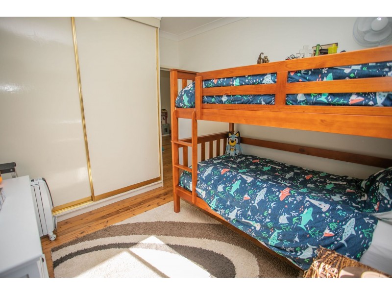 4 Windmill Road, Chinchilla QLD 4413