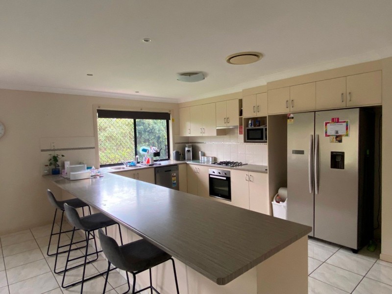 9 Back Ave, Chinchilla QLD 4413