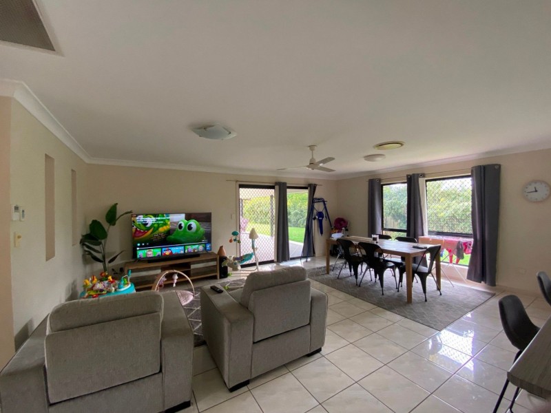 9 Back Ave, Chinchilla QLD 4413