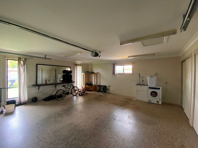 9 Back Ave, Chinchilla QLD 4413