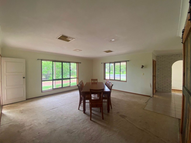 190 Chinchilla Tara Road, Chinchilla QLD 4413