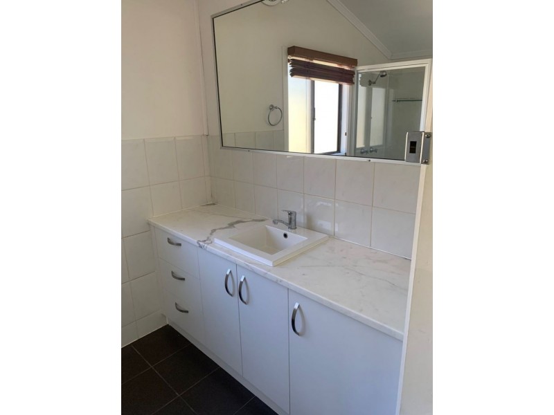 38 Wambo St, Chinchilla QLD 4413