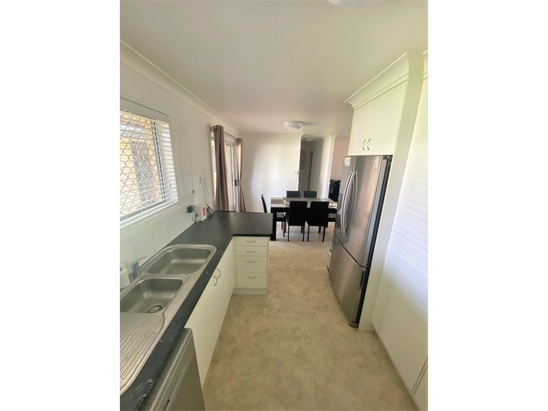 60 Glasson Street, Chinchilla QLD 4413