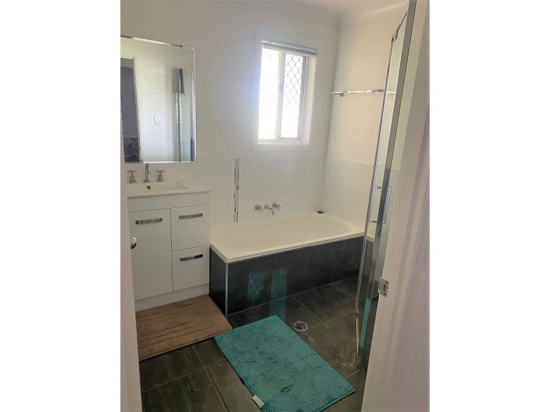 60 Glasson Street, Chinchilla QLD 4413