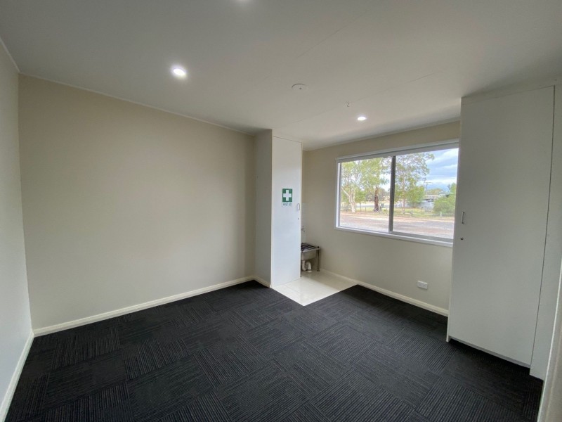 12 Tucker St, Tara QLD 4421