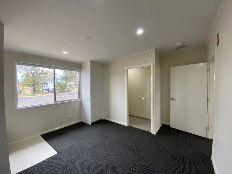 12 Tucker St, Tara QLD 4421