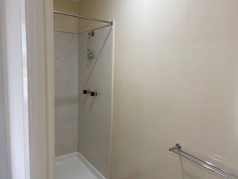 12 Tucker St, Tara QLD 4421