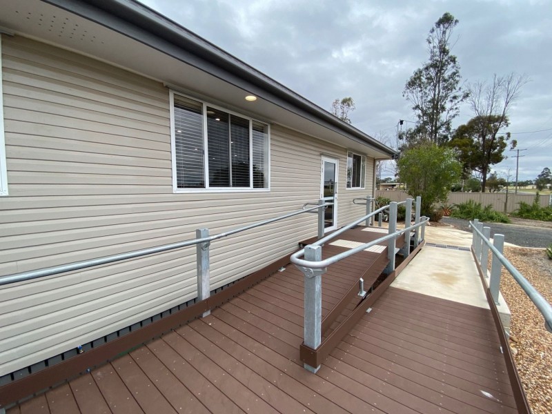 12 Tucker St, Tara QLD 4421