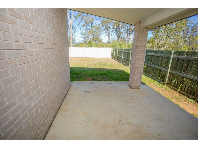 33 Ellem Drive, Chinchilla QLD 4413