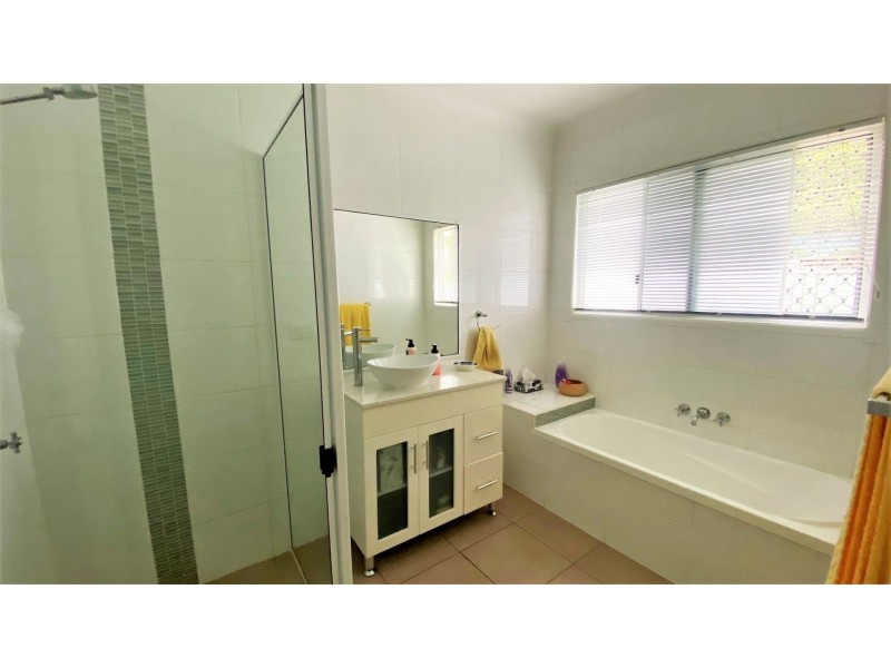 17 Stevenson Street, Chinchilla QLD 4413