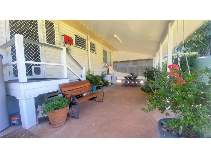 15 Fraser Street, Chinchilla QLD 4413