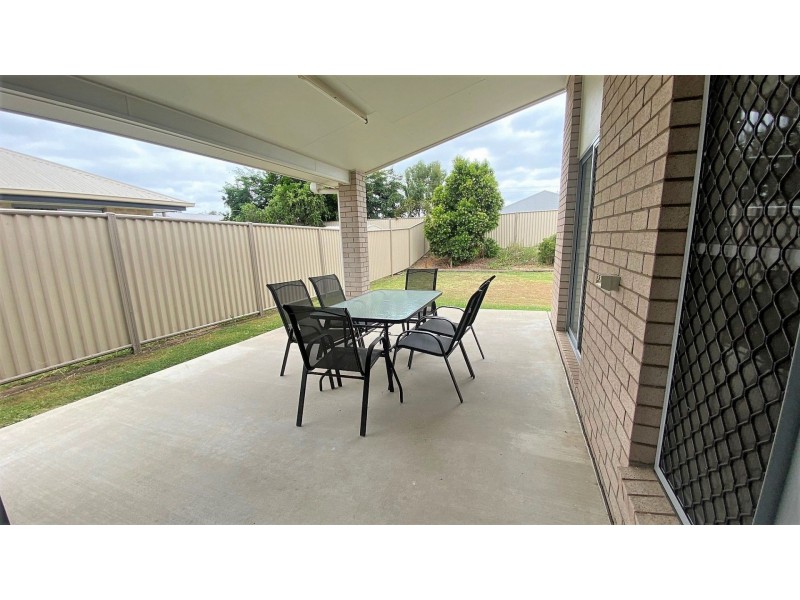 13 Ellem Drive, Chinchilla QLD 4413