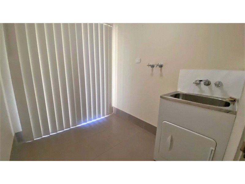 1/2 Luscombe Street, Chinchilla QLD 4413