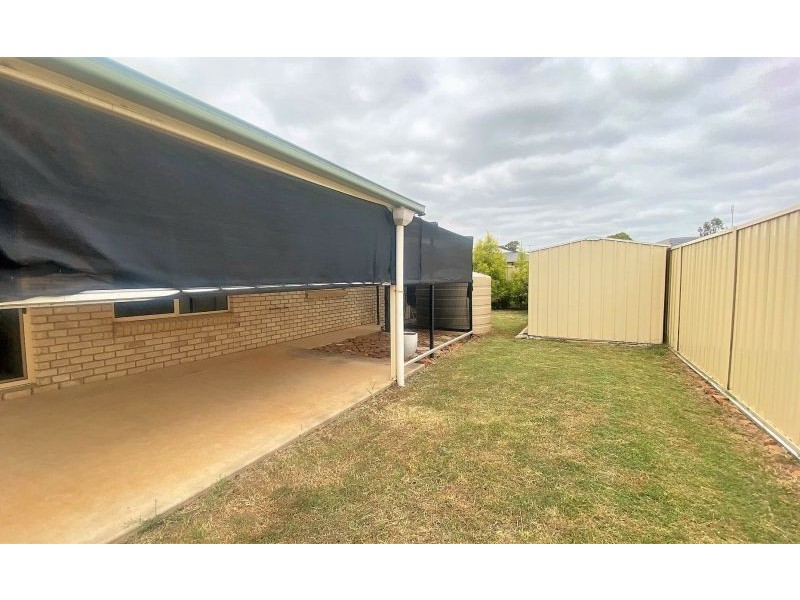 1/2 Luscombe Street, Chinchilla QLD 4413