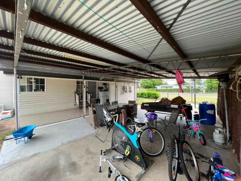 47 North St, Chinchilla QLD 4413